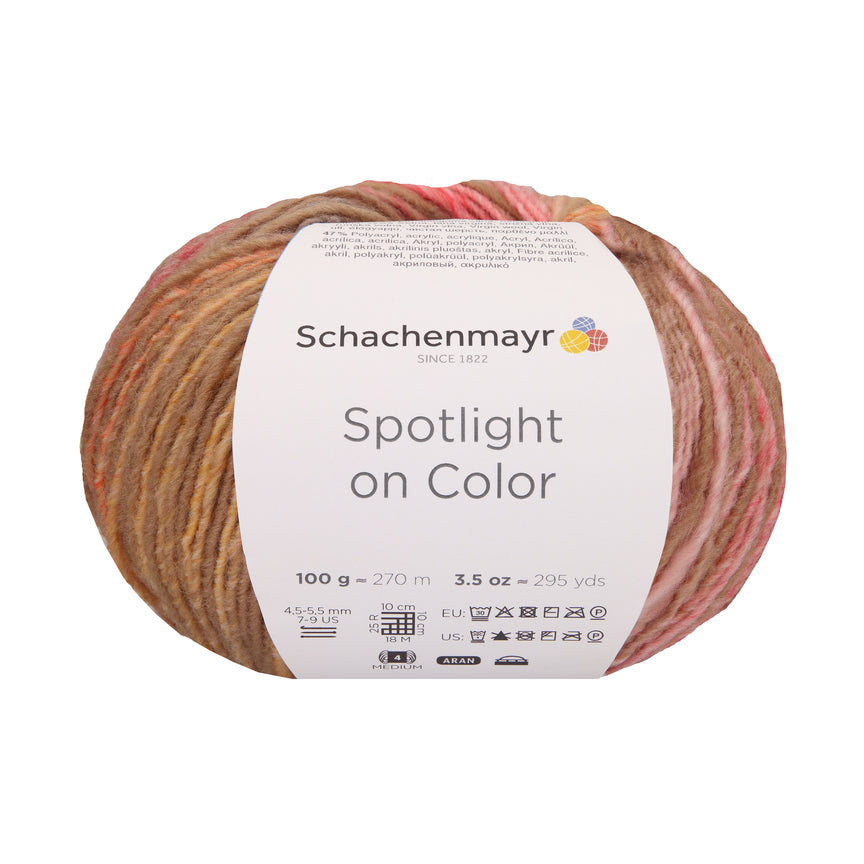 Schachenmayr Spotlight on Color in der Farbe olive color